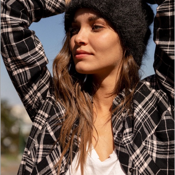 NEW • Rails • Leo Button Down Plaid Shirt Onyx Sm - Picture 2 of 8